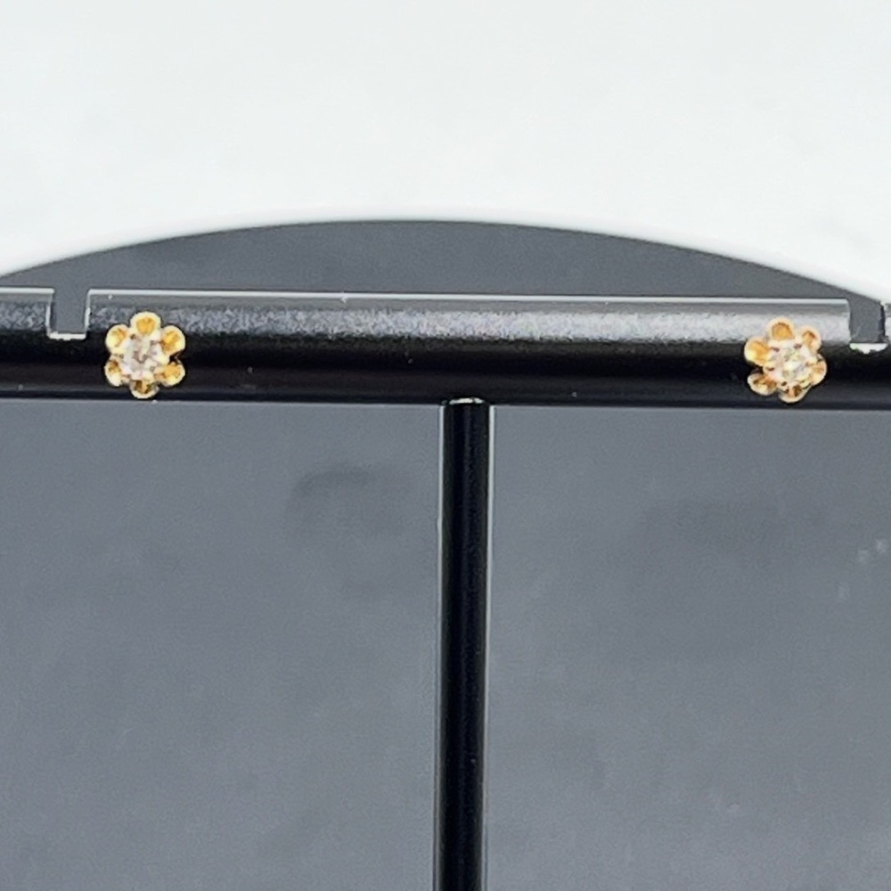 14k‎ Gold .80G Floral Buttercup Prong Diamond Solitaire Stud Earring 2-2.5mm
